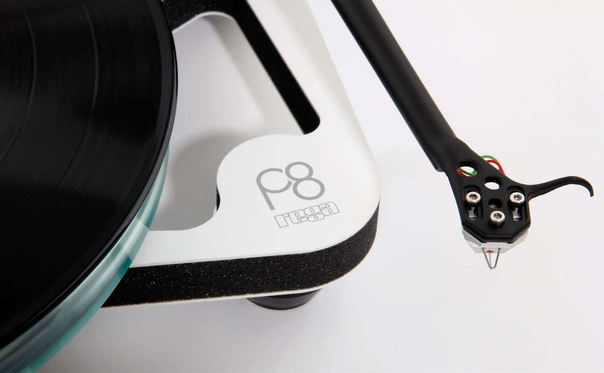 Rega Planar 8 Turntable