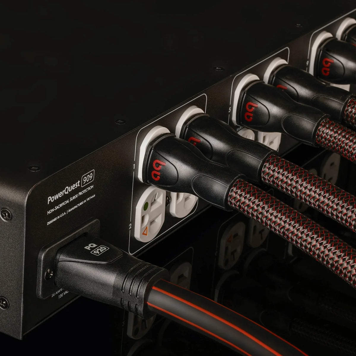 Audioquest Powerquest 909 12-Outlet Power Conditioner & Non-Sacrificial Surge Protector
